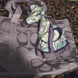Coach lavender signature logo canvas shoulder bag